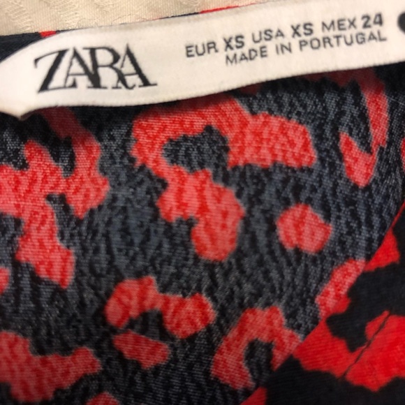 DEAL!!Red, black animal print flattering midi dress, XS - Picture 6 of 6